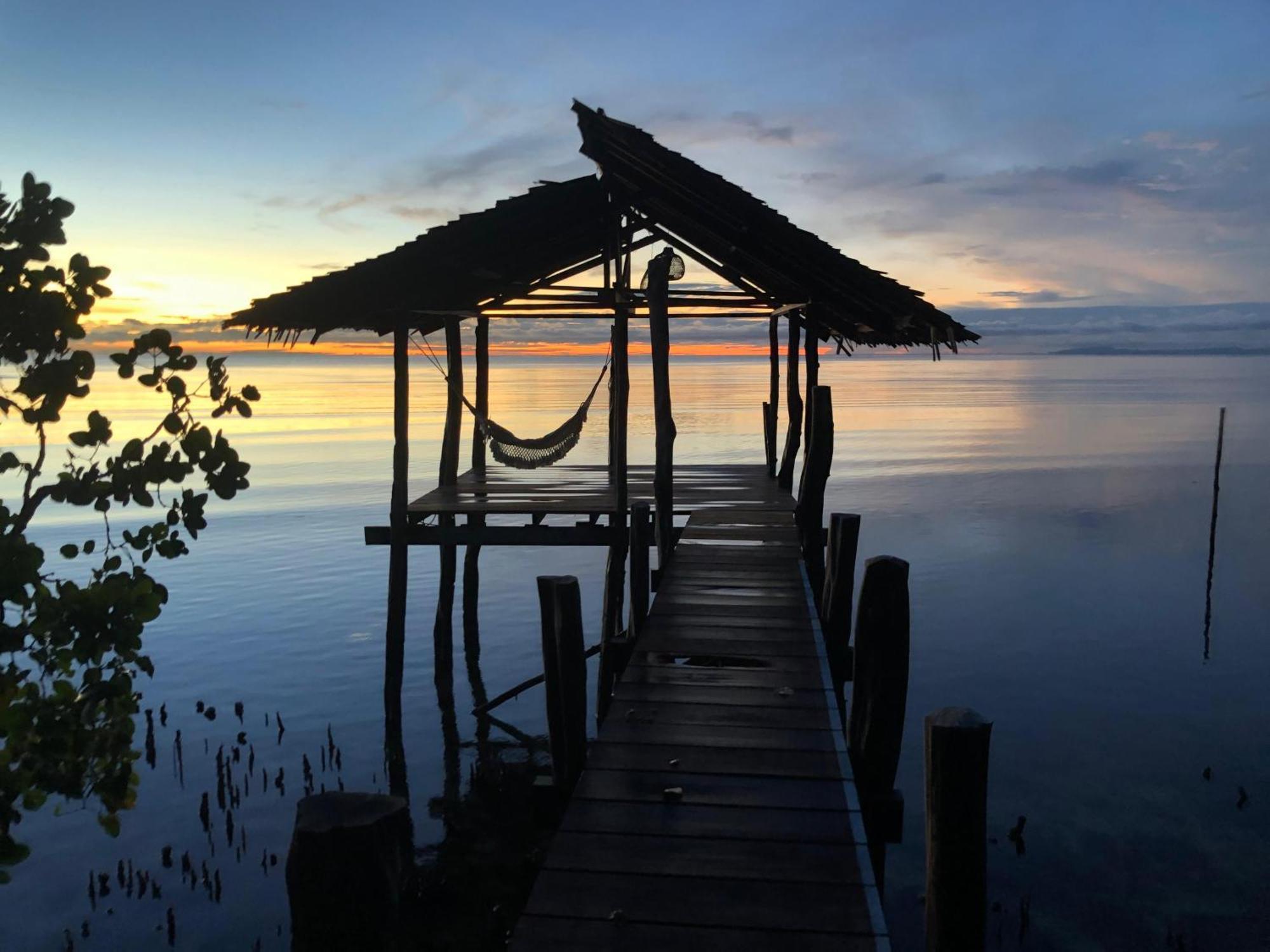 Villa Luzo & Tours Saonek Luaran gambar